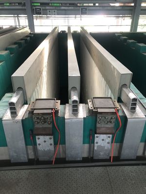 Υποβάλλοντας σε ανοδική οξείδωση τα εξαρτήματα γραμμών το αγώγιμο κράμα αργιλίου συστημάτων